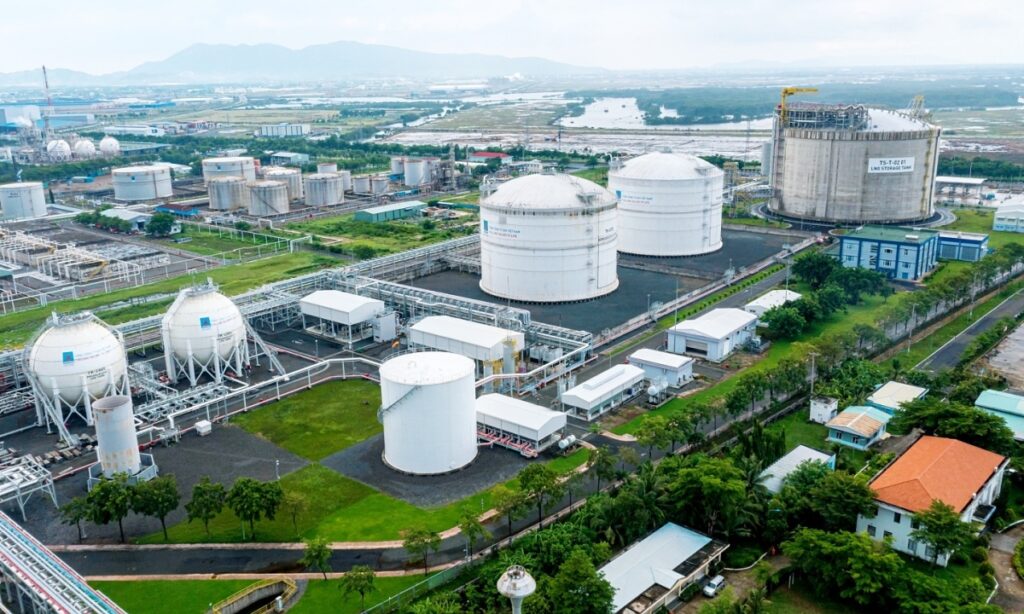 Tóm lại, chính sách bao tiêu sản lượng điện khí LNG
